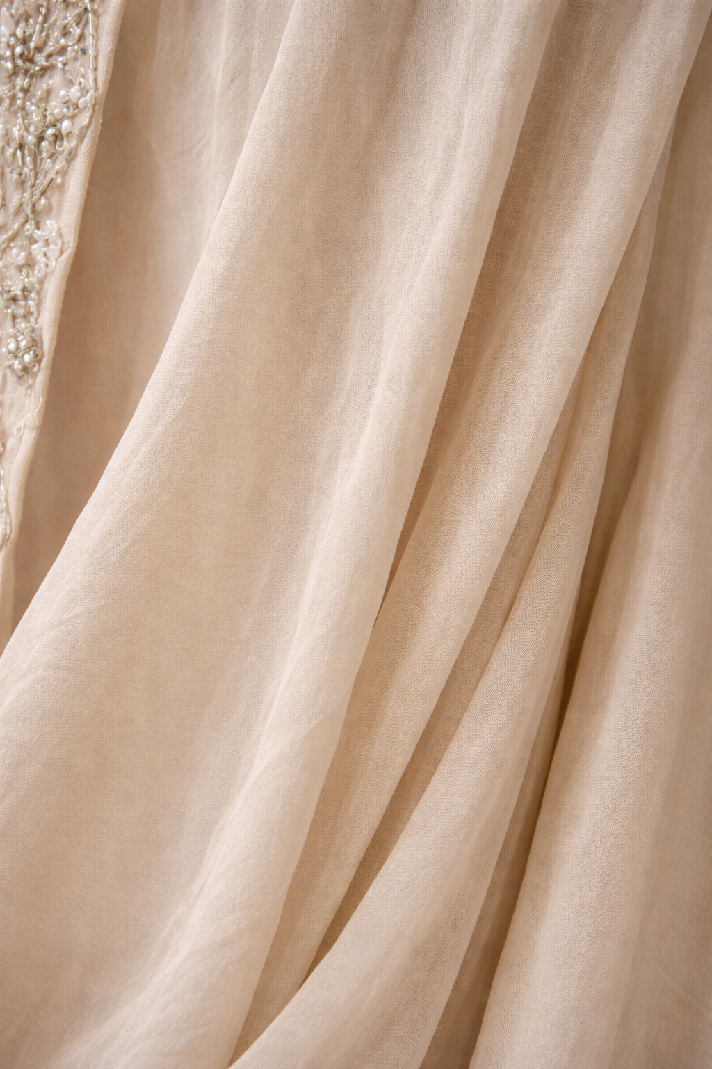 Ivory Embroidered Cape Set with Scalloped Blouse & Drape Pants